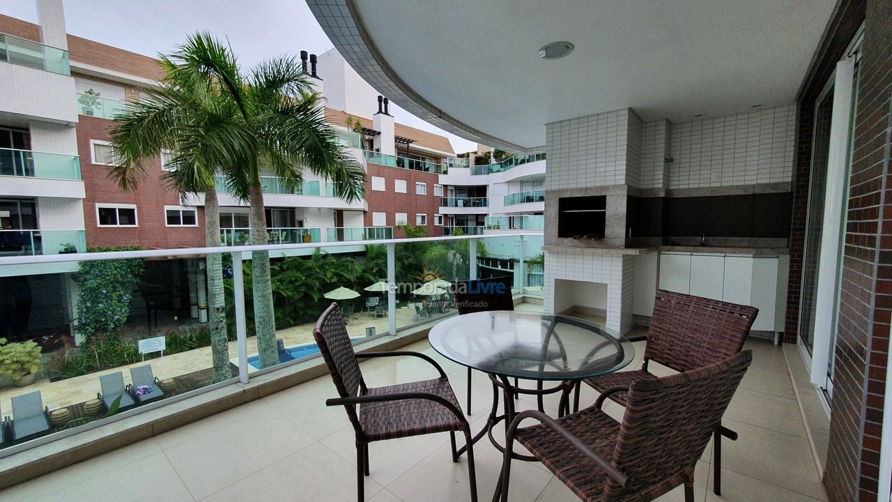 Apartment for vacation rental in Bombinhas (Praia de Bombinhas)