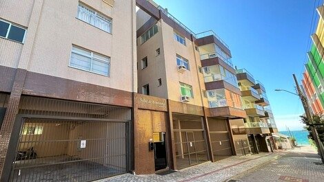2 BEDROOM APARTMENT IN THE CENTER OF BOMBINHAS