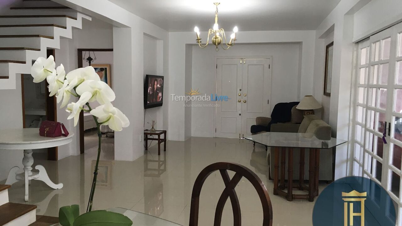 Casa para aluguel de temporada em Florianopolis (Jurerê Internacional)