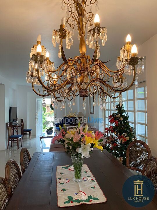 Casa para aluguel de temporada em Florianopolis (Jurerê Internacional)