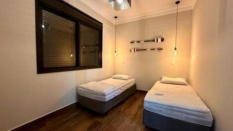 Hermosa casa con 5 suites para 12 personas en la Riviera de São Lourenço
