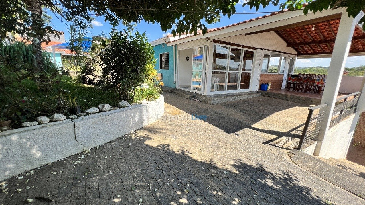Casa para aluguel de temporada em Igaratá (Portal de Igaratá)
