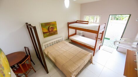Residencial Jurerê - Casa Tomate: Garden Suite, a 350 metros de la playa Aire acondicionado