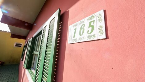1 bedroom house, 350 meters from the beach, up to 4 people, air conditioning
