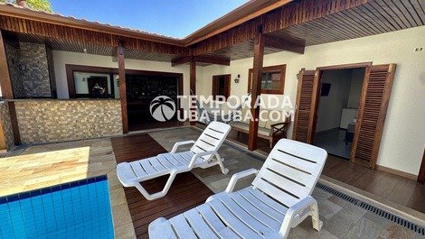 Beautiful house w / pool, AR and barbecue - Praia Grande Ubatuba