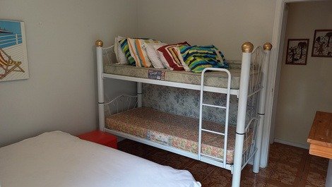 Apartamento Guarujá - Enseada - 3 Dormitórios - 8 pessoas