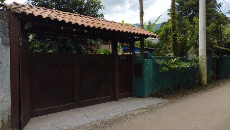 Oportunidade de uma ótima casa no sertão de Camburi!