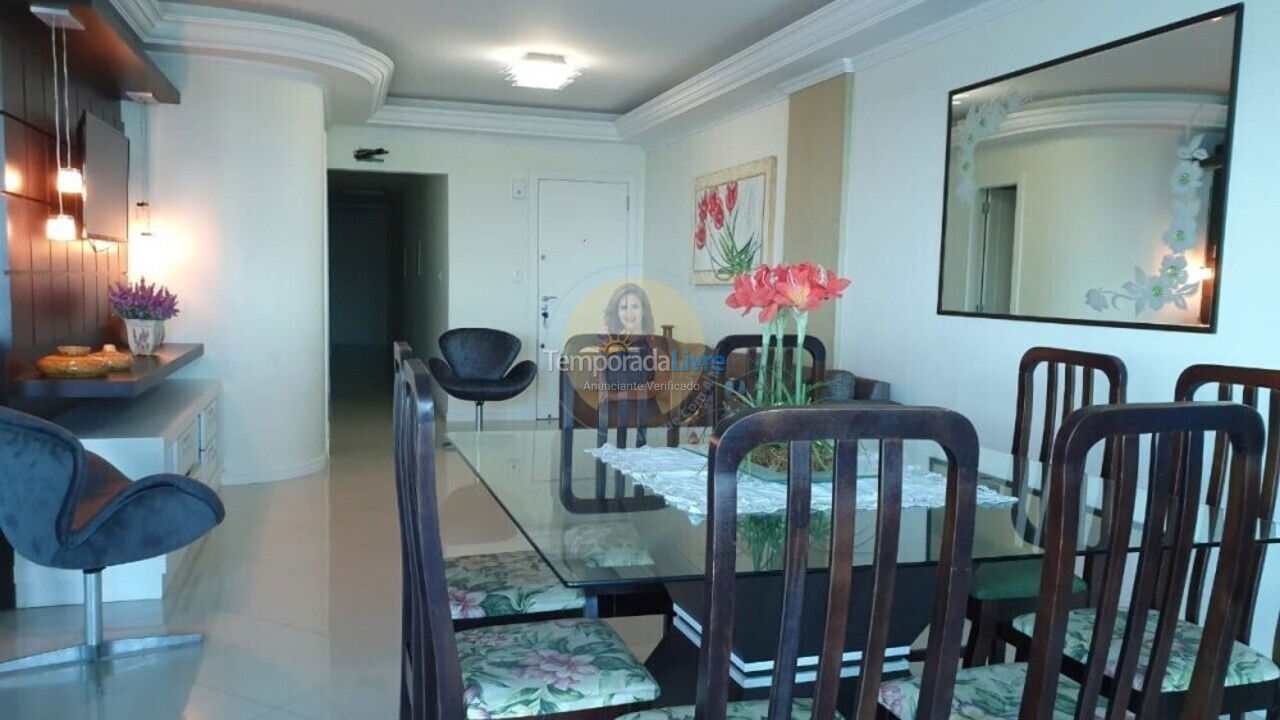 Apartment for vacation rental in Itapema (Meia Praia)