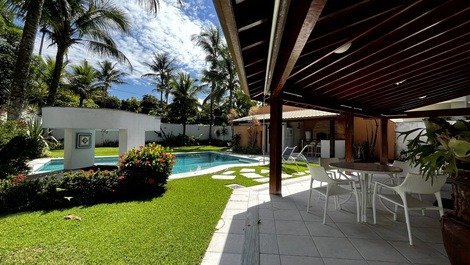 Casa excelente ubicación cerca de la playa en la Riviera de São Lourenço