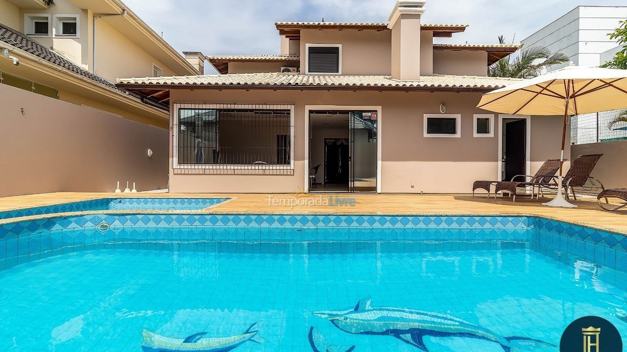 Casa para aluguel de temporada em Florianopolis (Jurerê Internacional)