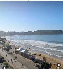 Praia do Morro, close to the sea, daily R$ 125, two bedrooms, wi-fi, parking space