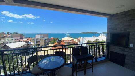 Hermoso apartamento de 2 suites en Bombinhas con piscina y vista al mar