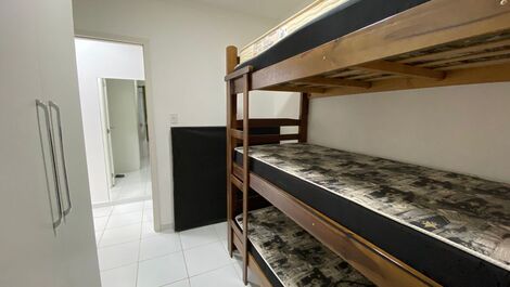 Apt martim de sá, up to 6 people, 2 beds, barbecue.