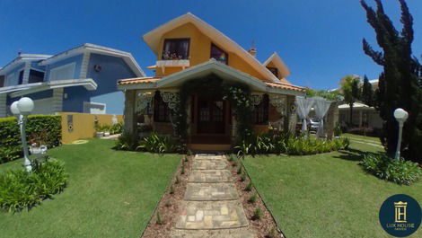 Casa em estilo germânico no litoral