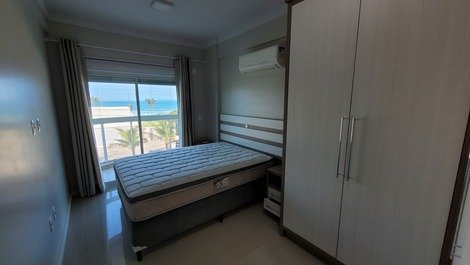 APARTMENT WITH 3 BEDROOMS AND SEA VIEW