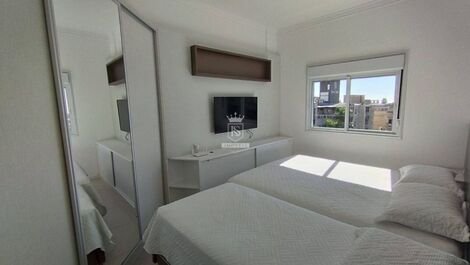 Apartamento en alquiler con 3 suites en Bombinhas