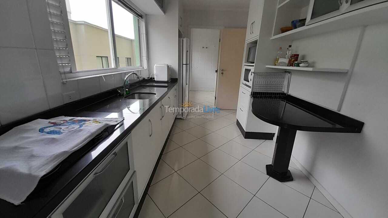 Apartamento para alquiler de vacaciones em Itapema (Meia Praia)
