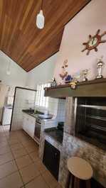 Beautiful single storey house 1 suite plus 2 bedrooms with AC, WI-FI, barbecue