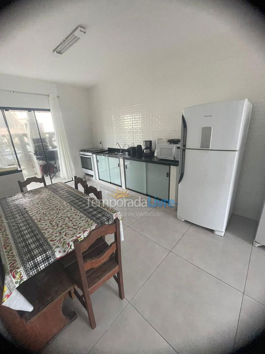 Apartamento para aluguel de temporada em São Francisco do Sul (Prainha)