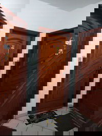Porta do meio do apto