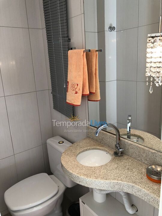 Apartamento para alquiler de vacaciones em Itapema (Meia Praia)