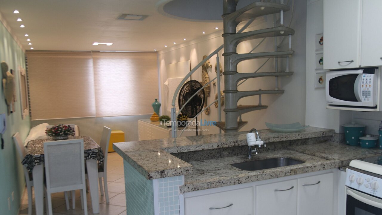 Apartamento para aluguel de temporada em Guarujá (Praia do Tombo)