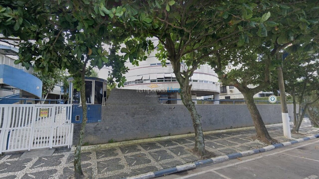 Apartamento para aluguel de temporada em Guarujá (Praia do Tombo)