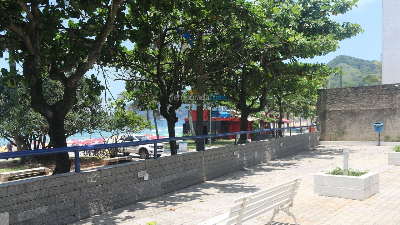 Apartamento para aluguel de temporada em Guarujá (Praia do Tombo)