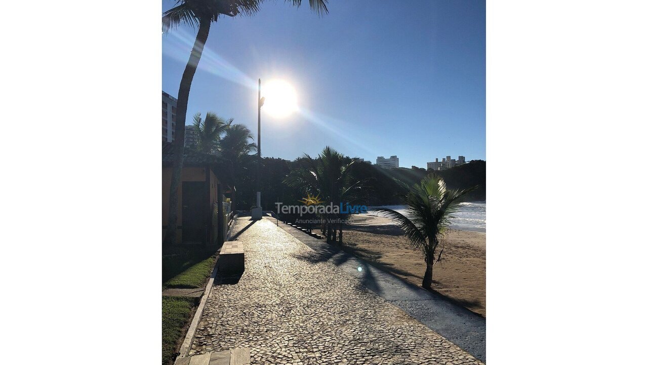 Apartamento para aluguel de temporada em Guarujá (Praia do Tombo)