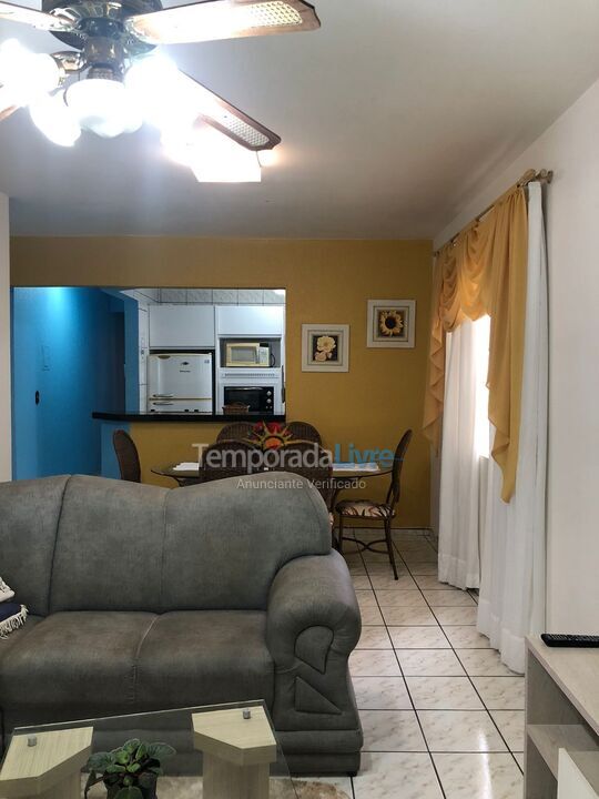 Apartment for vacation rental in Itapema (Meia Praia)