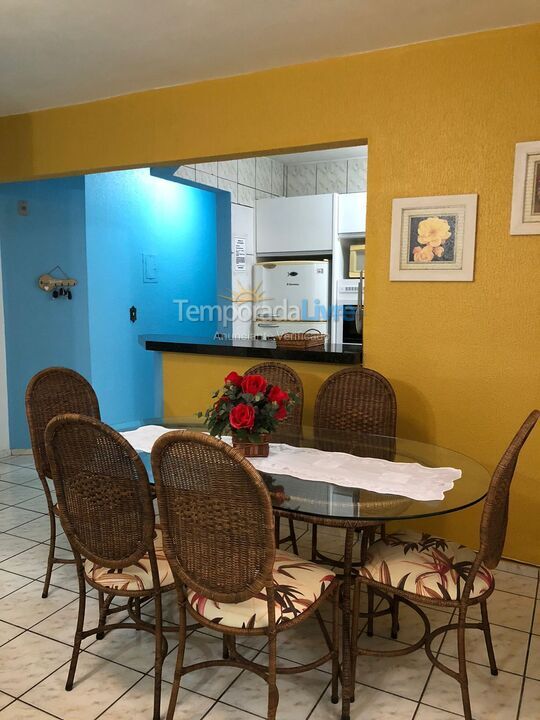 Apartment for vacation rental in Itapema (Meia Praia)