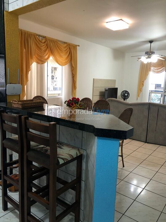 Apartment for vacation rental in Itapema (Meia Praia)