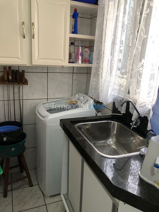 Apartment for vacation rental in Itapema (Meia Praia)
