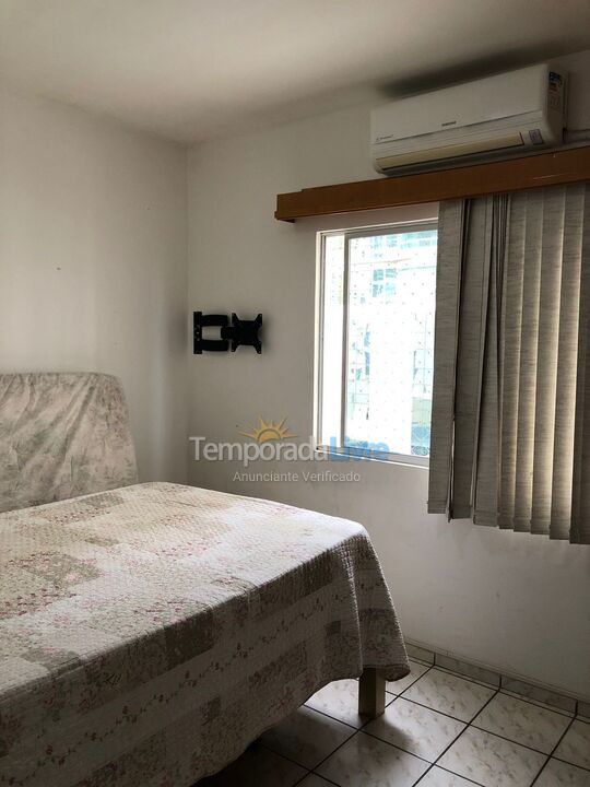 Apartment for vacation rental in Itapema (Meia Praia)
