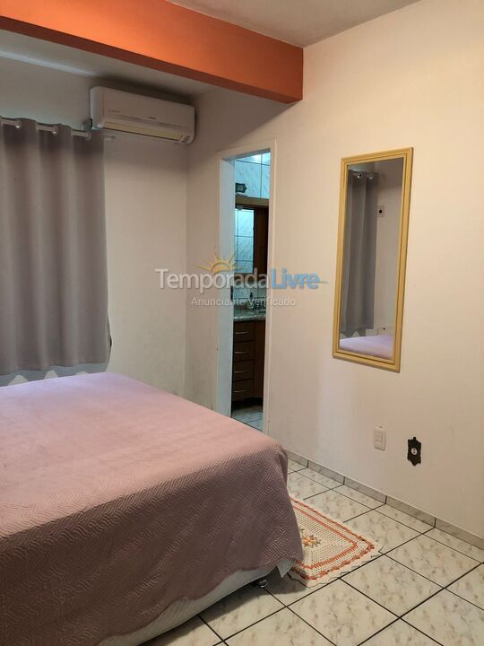 Apartment for vacation rental in Itapema (Meia Praia)