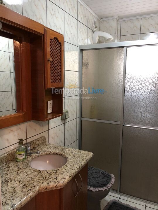 Apartment for vacation rental in Itapema (Meia Praia)