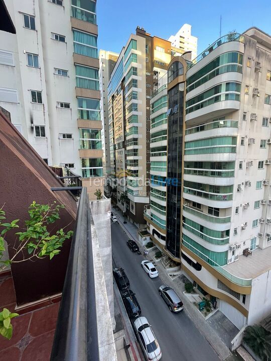 Apartamento para aluguel de temporada em Itapema (Meia Praia)