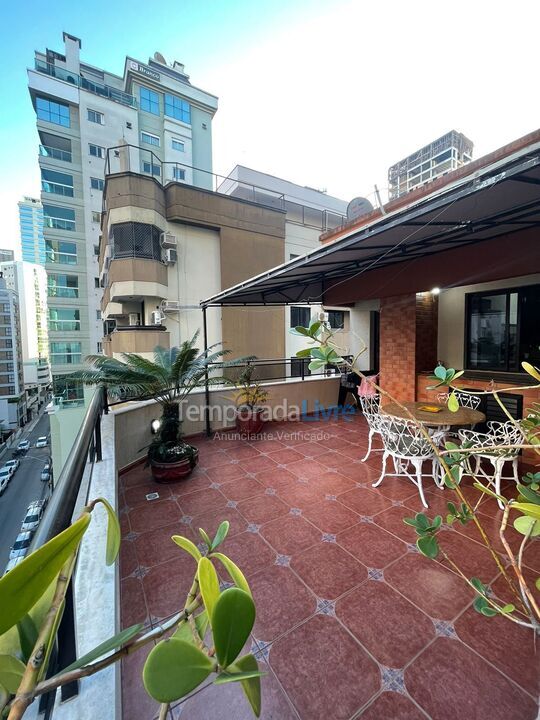 Apartamento para aluguel de temporada em Itapema (Meia Praia)