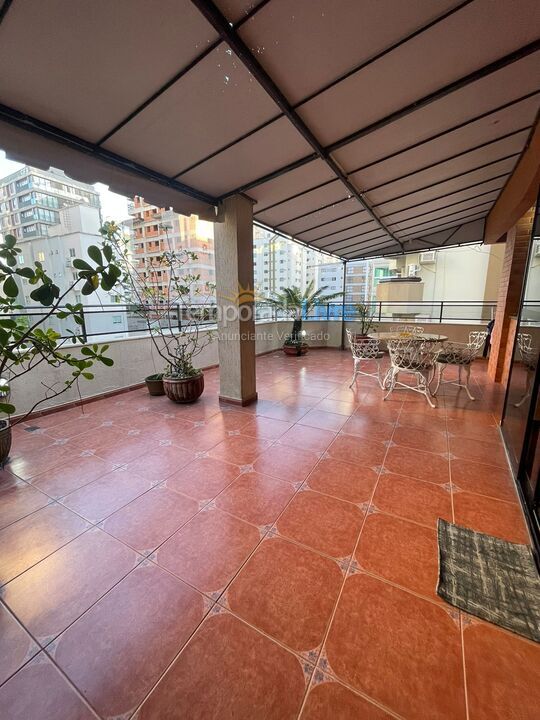 Apartamento para aluguel de temporada em Itapema (Meia Praia)