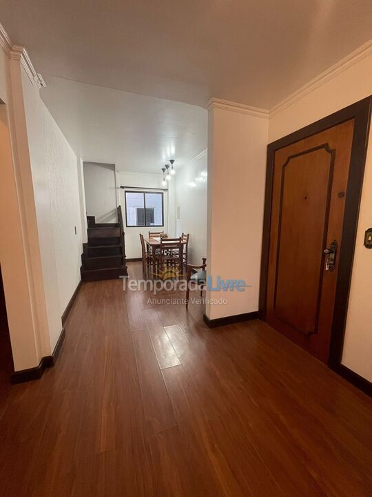 Apartamento para aluguel de temporada em Itapema (Meia Praia)