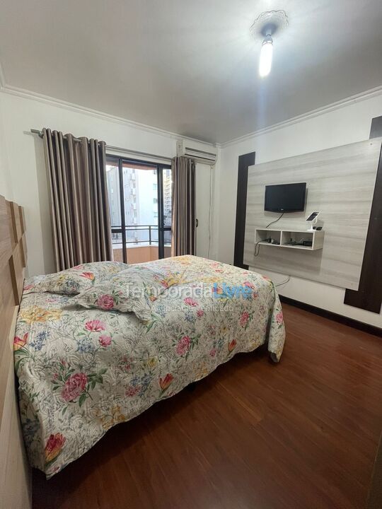 Apartamento para aluguel de temporada em Itapema (Meia Praia)