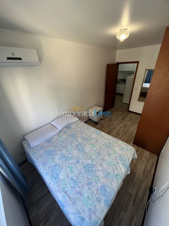 Apartamento para aluguel de temporada em Florianopolis (Praia dos Ingleses)