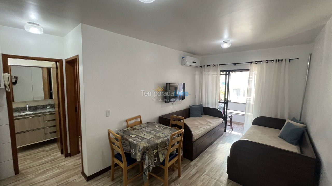Apartamento para aluguel de temporada em Florianopolis (Praia dos Ingleses)
