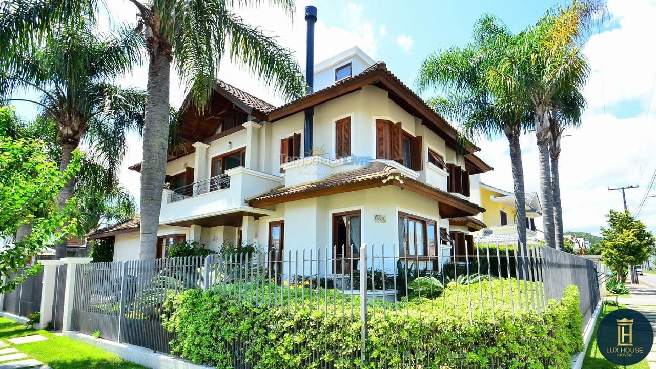 Casa para aluguel de temporada em Florianopolis (Jurerê Internacional)