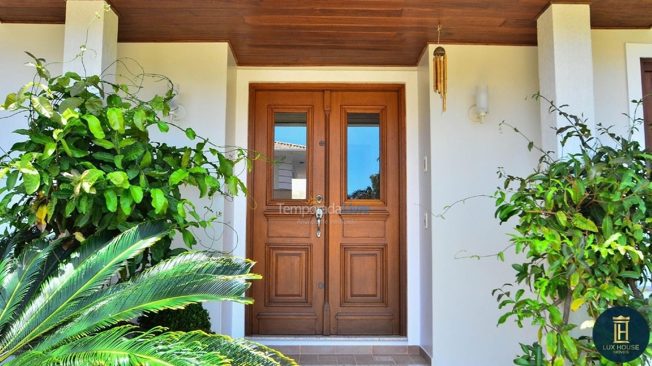 Casa para aluguel de temporada em Florianopolis (Jurerê Internacional)