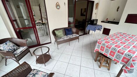 APARTAMENTO DE 3 DORMITORIOS 3 AIRE. CERCA DEL COMERCIO RUSSI RUSSI.