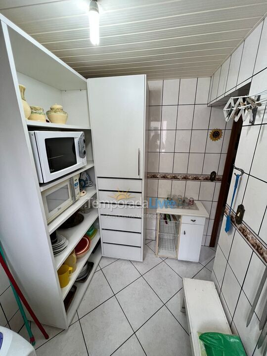 Apartamento para alquiler de vacaciones em Itapema (Meia Praia)