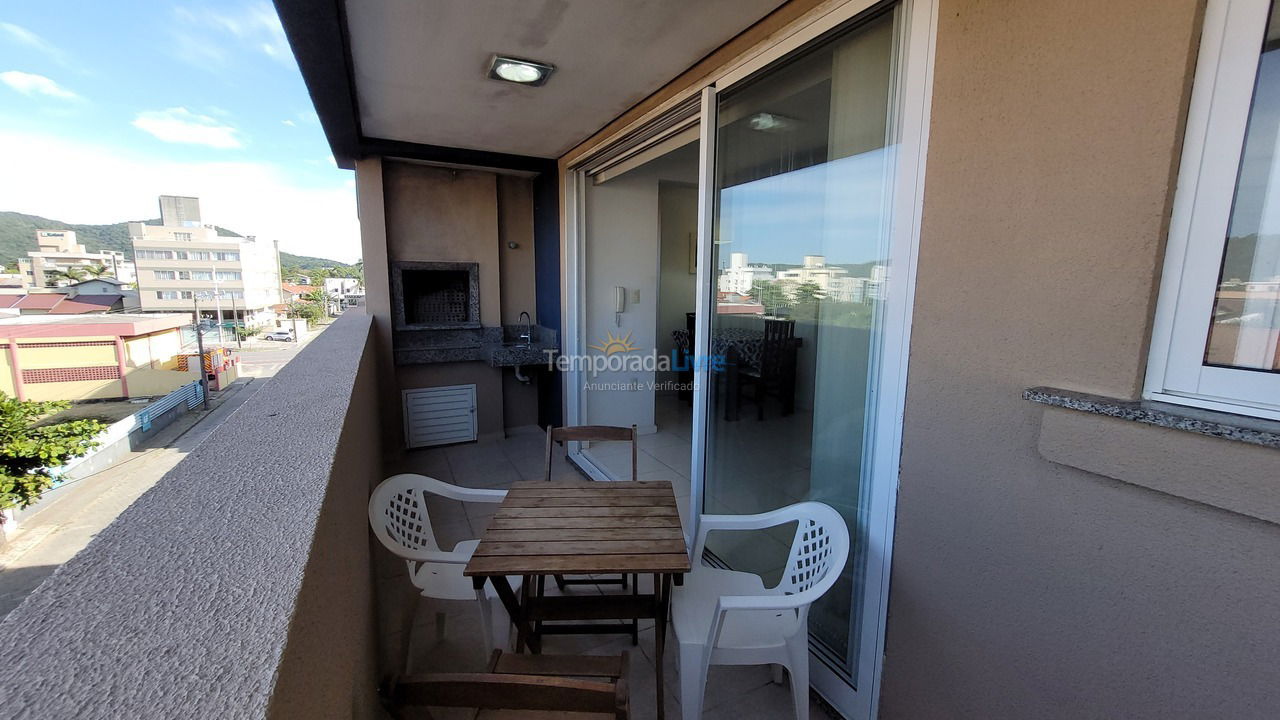 Apartamento para alquiler de vacaciones em Bombinhas (Praia de Bombas)