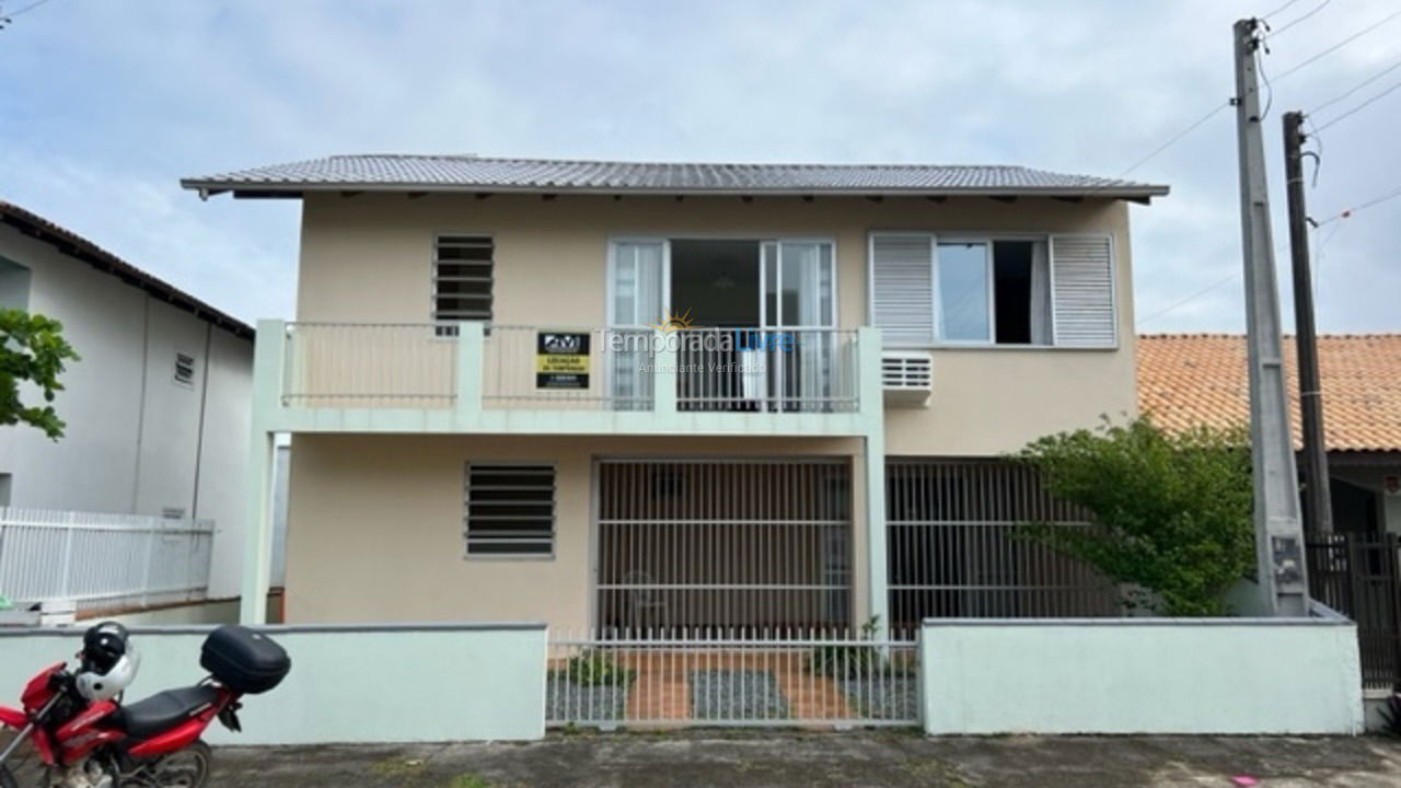 House for vacation rental in São Francisco do Sul (Prainha)