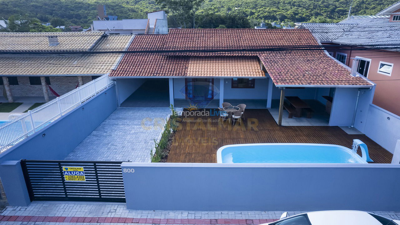 Casa para alquiler de vacaciones em Bombinhas (Praia de Bombas)